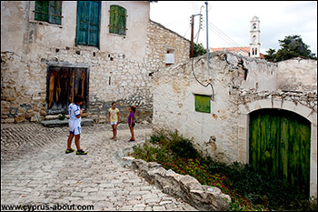 Горная деревня Лофу, Кипр